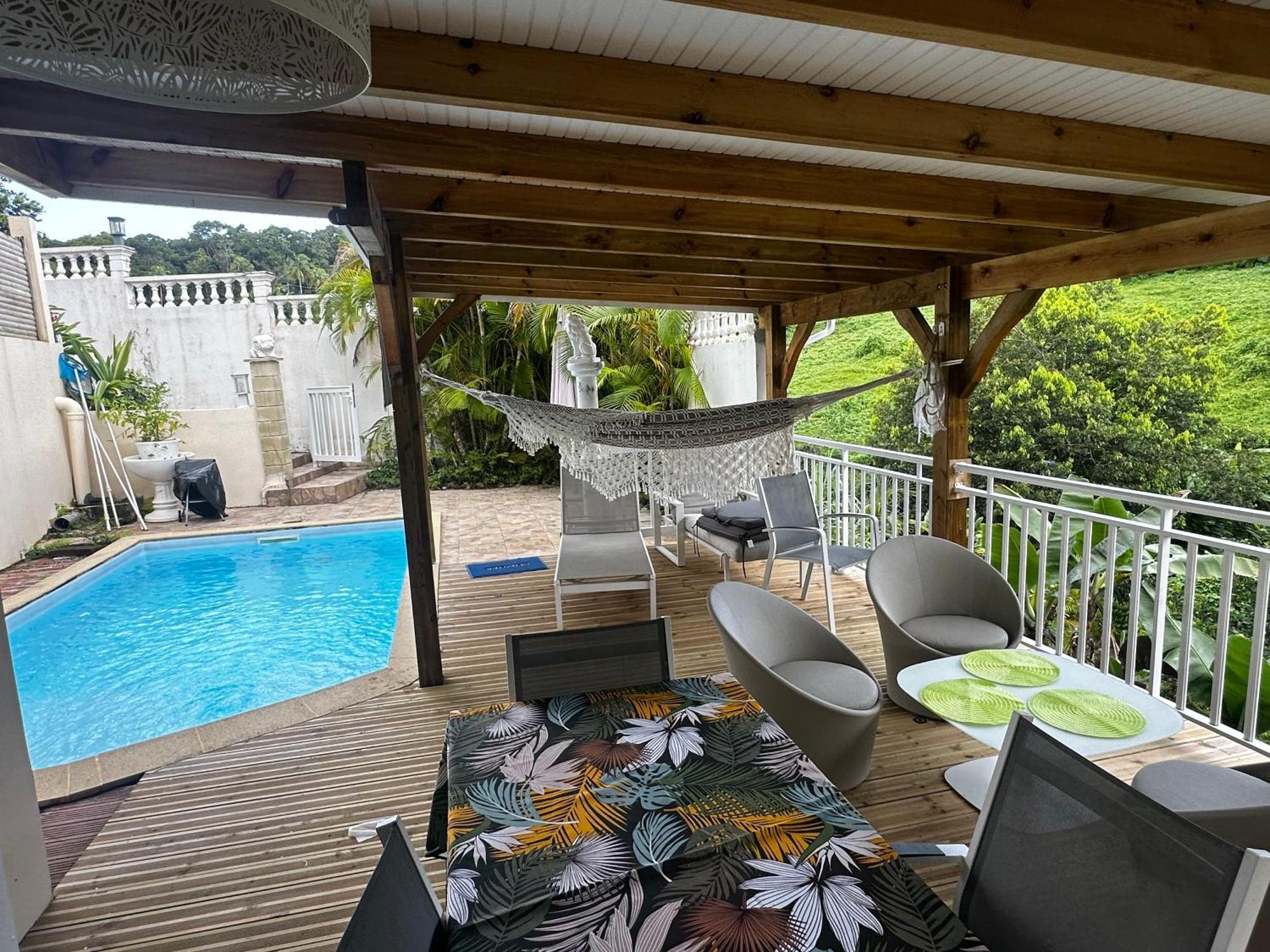 Apartamento Chez Francis Petit-Bourg Exterior foto